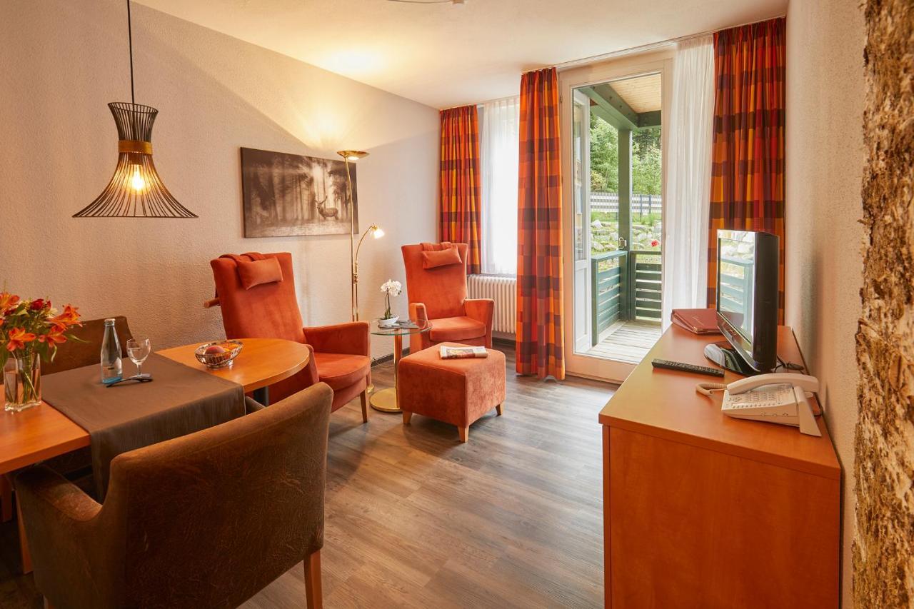 Ferien Residenz Bergfried Hotel Hinterzarten Ngoại thất bức ảnh