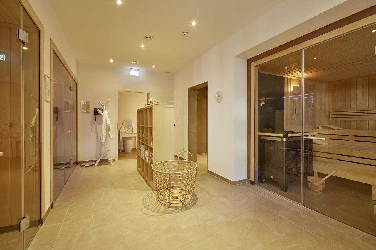 Ferien Residenz Bergfried Hotel Hinterzarten Ngoại thất bức ảnh