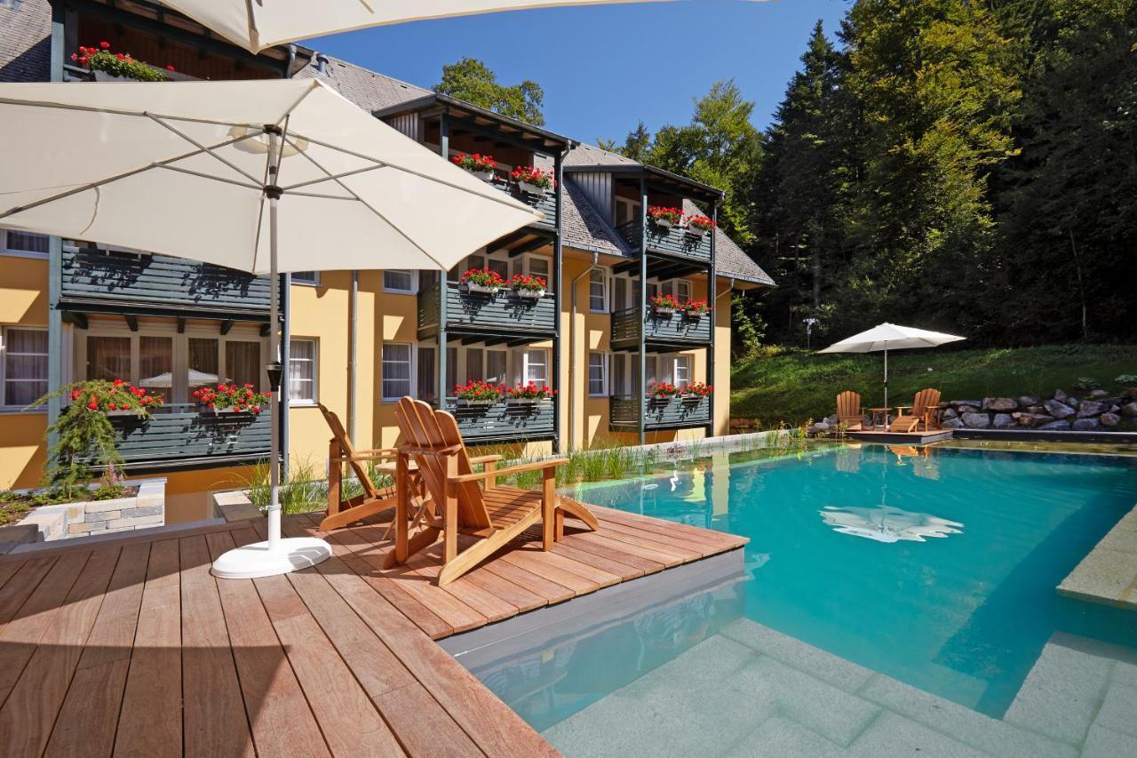 Ferien Residenz Bergfried Hotel Hinterzarten Ngoại thất bức ảnh